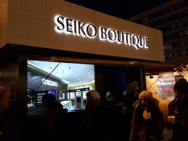 Seiko világító LED felirat gyártás